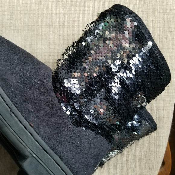 Girl's, Bebe, sequin boots. - Picture 6 of 6